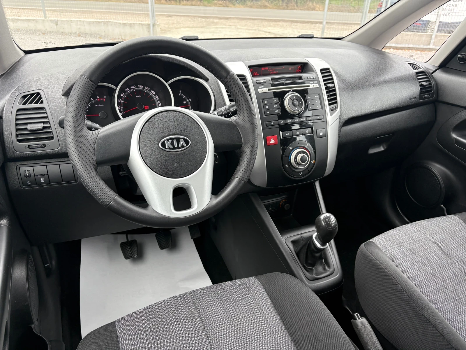 Kia Venga 1.4 CRDI | Mobile.bg   15