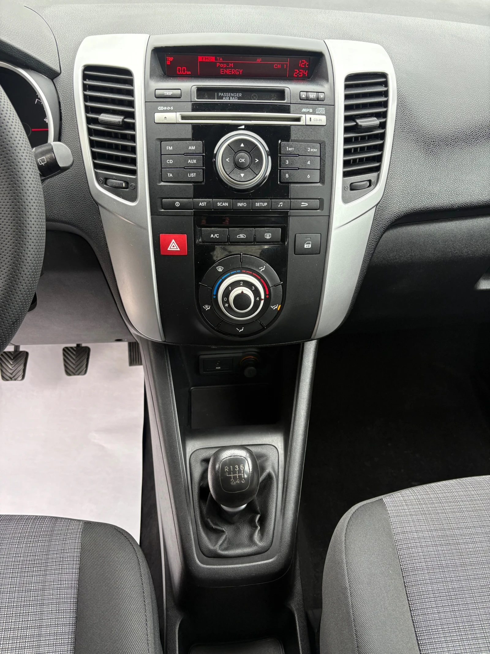 Kia Venga 1.4 CRDI | Mobile.bg   16