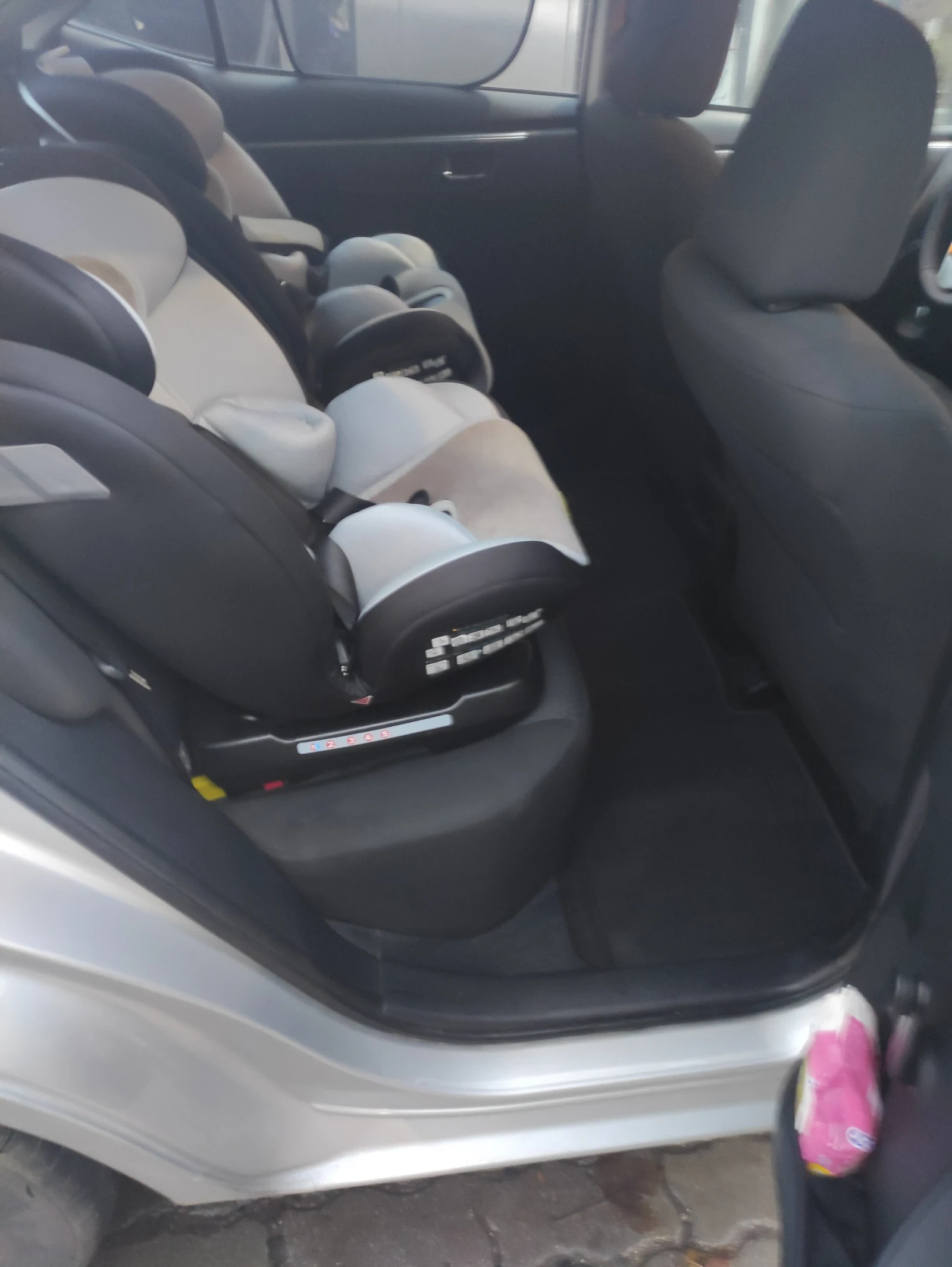 Toyota Corolla Газ / от България  / реални километри  - изображение 9