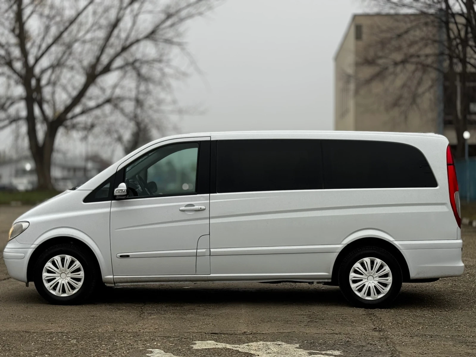 Mercedes-Benz Viano 2.2CDI/8-МЕСТА - изображение 2