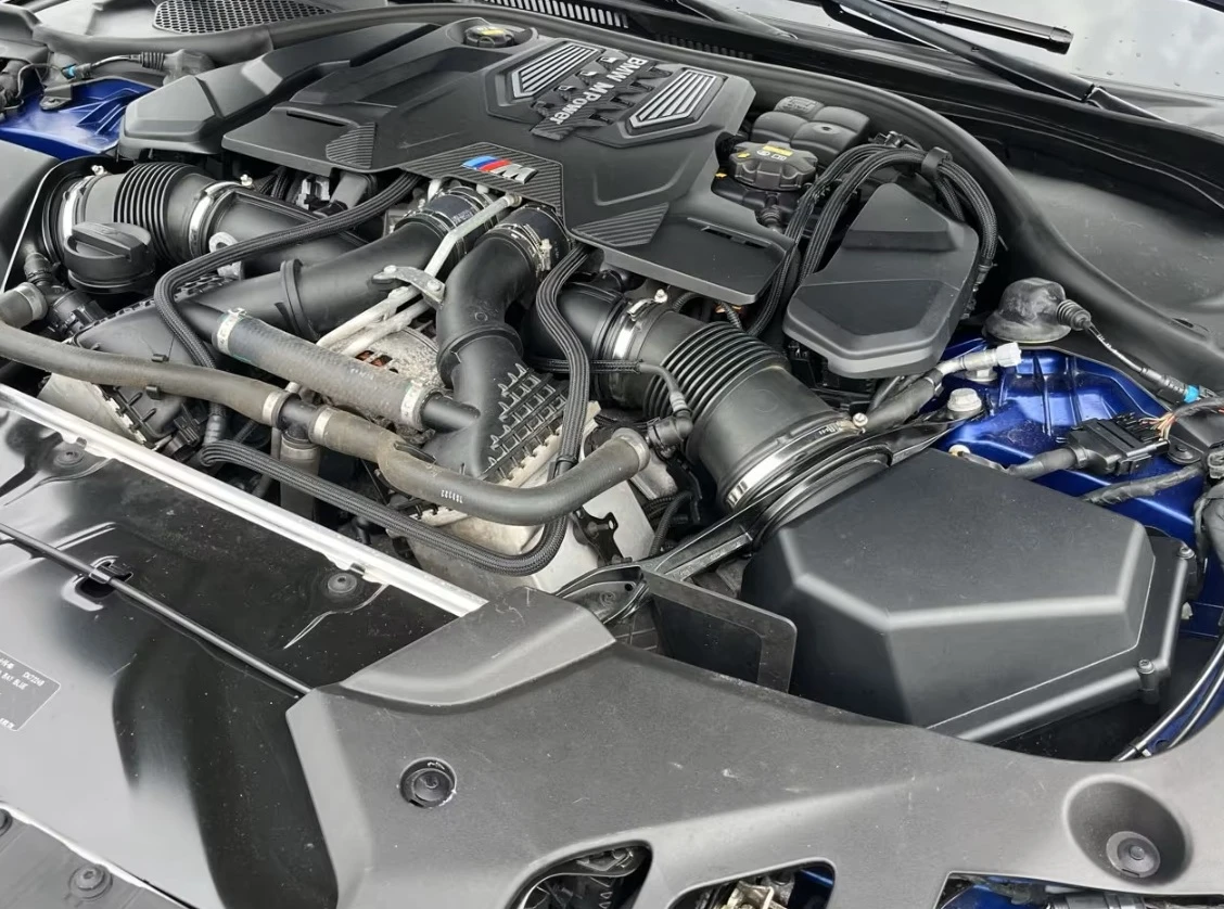 BMW M5 Competition - изображение 8