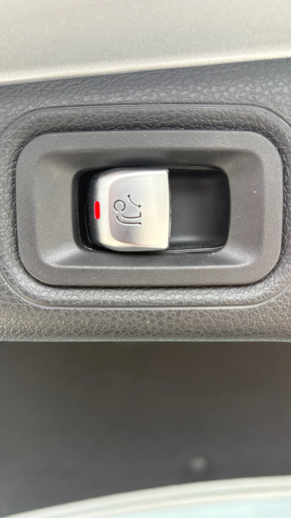 Mercedes-Benz E 200, снимка 13 - Автомобили и джипове - 53911240