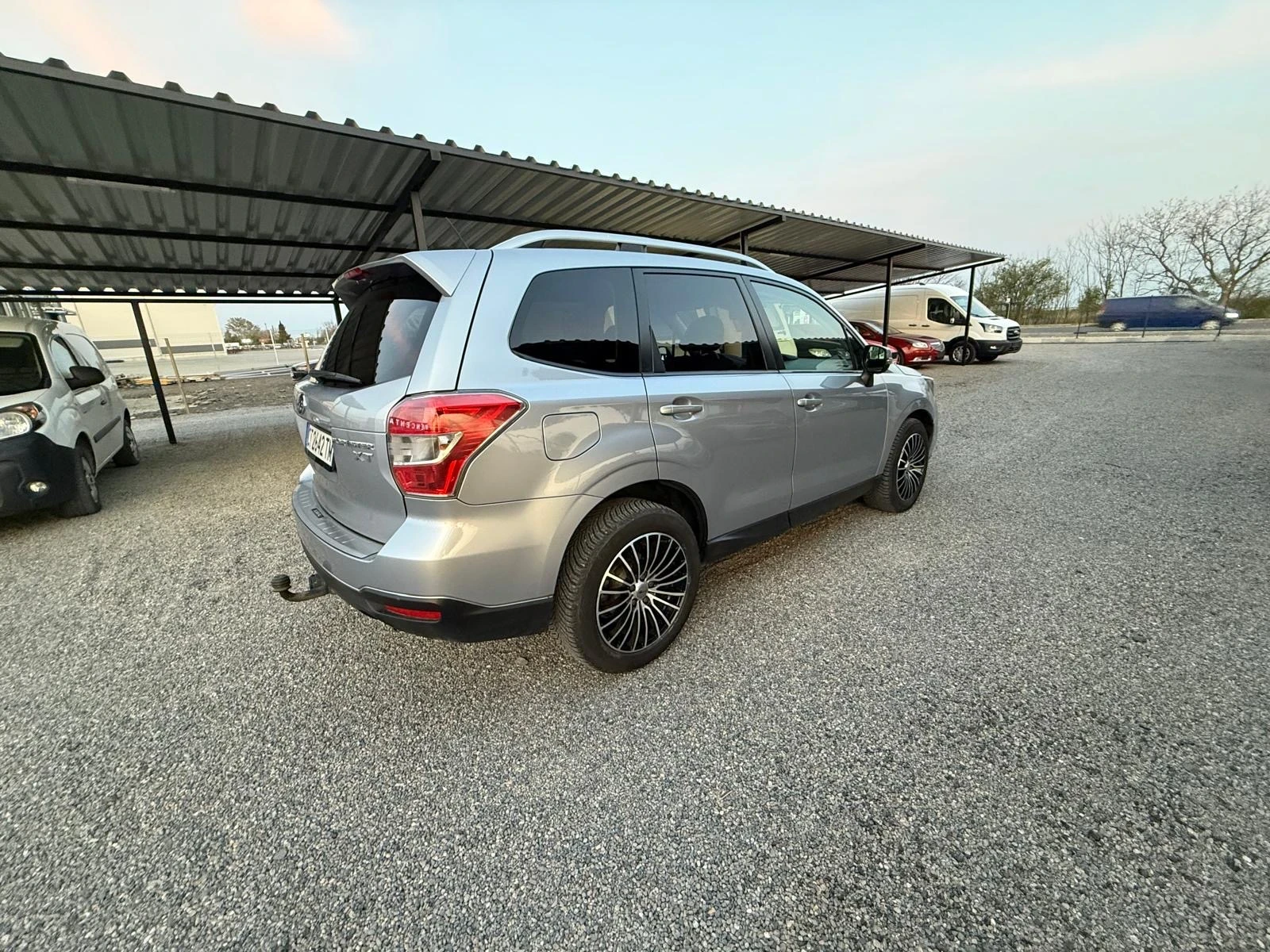 Subaru Forester 2.0 XT AUT. NAVI , снимка 3 - Автомобили и джипове - 54196508