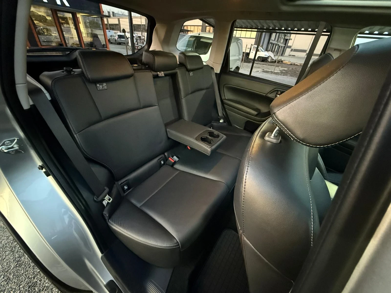 Subaru Forester 2.0 XT AUT. NAVI , снимка 12 - Автомобили и джипове - 54196508