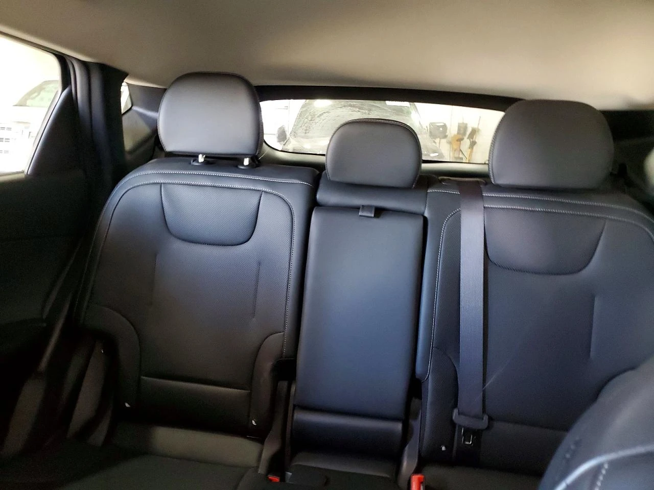 Kia EV6 0.0l Wind, снимка 9 - Автомобили и джипове - 54460402