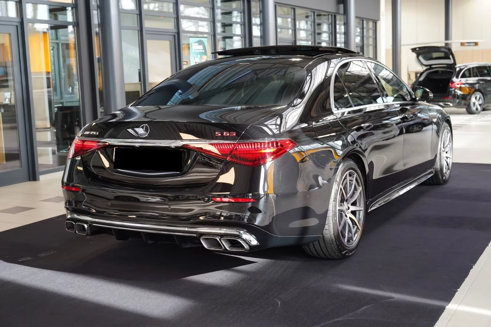 Mercedes-Benz S 63 AMG E Performance / 360 / BURMESTER/ HEAD UP /, снимка 4 - Автомобили и джипове - 54749690