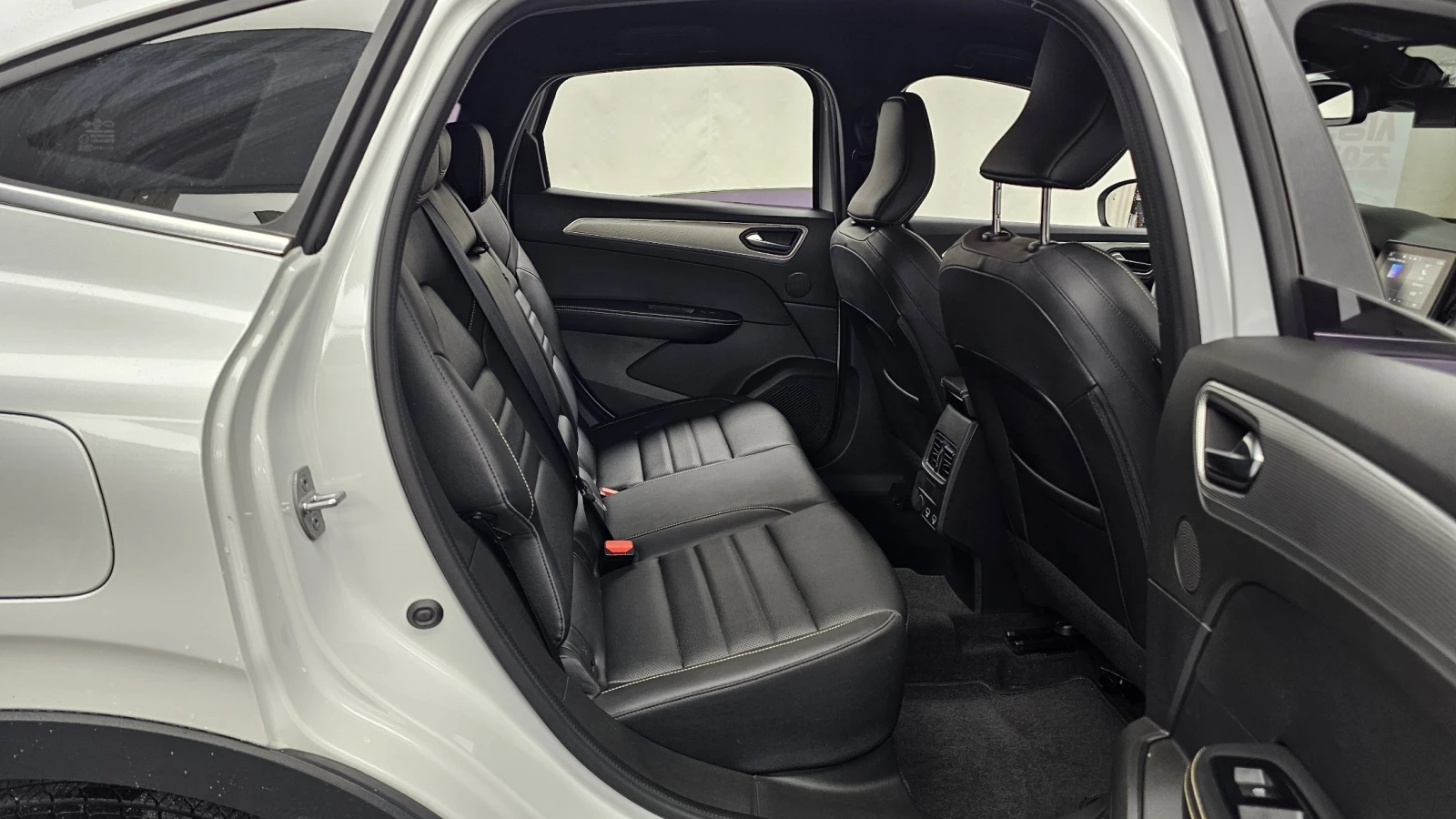 Renault Arkana 1.6 E-TECH* BLIND SPOT* ������� �����* ������ ���� | Mobile.bg � ����������� 11