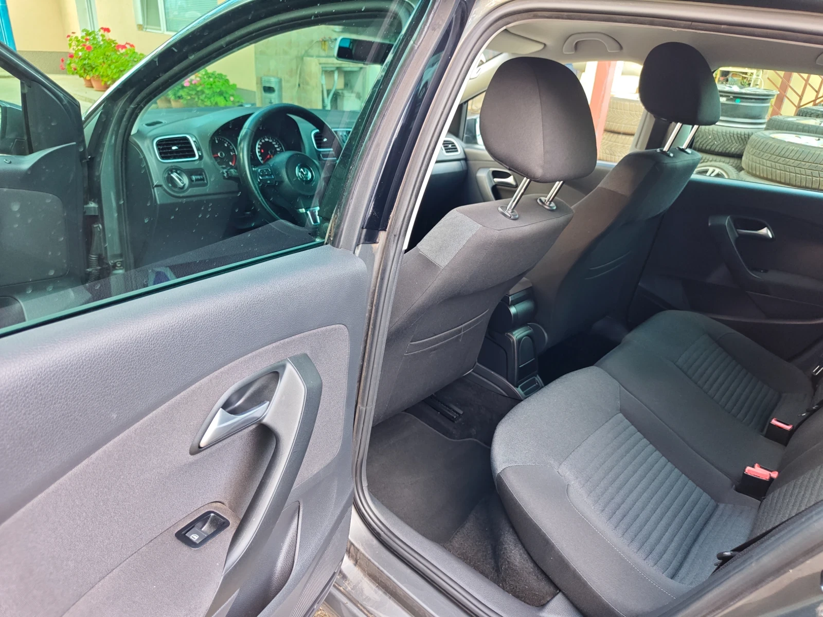 VW Polo 1.6TDI 90ps, снимка 6 - Автомобили и джипове - 55259576