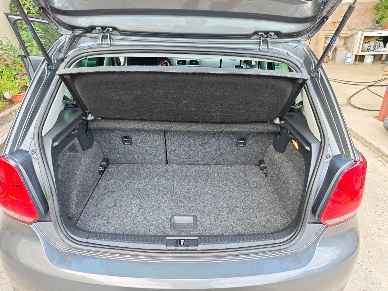 VW Polo 1.6TDI 90ps, снимка 11 - Автомобили и джипове - 55259576