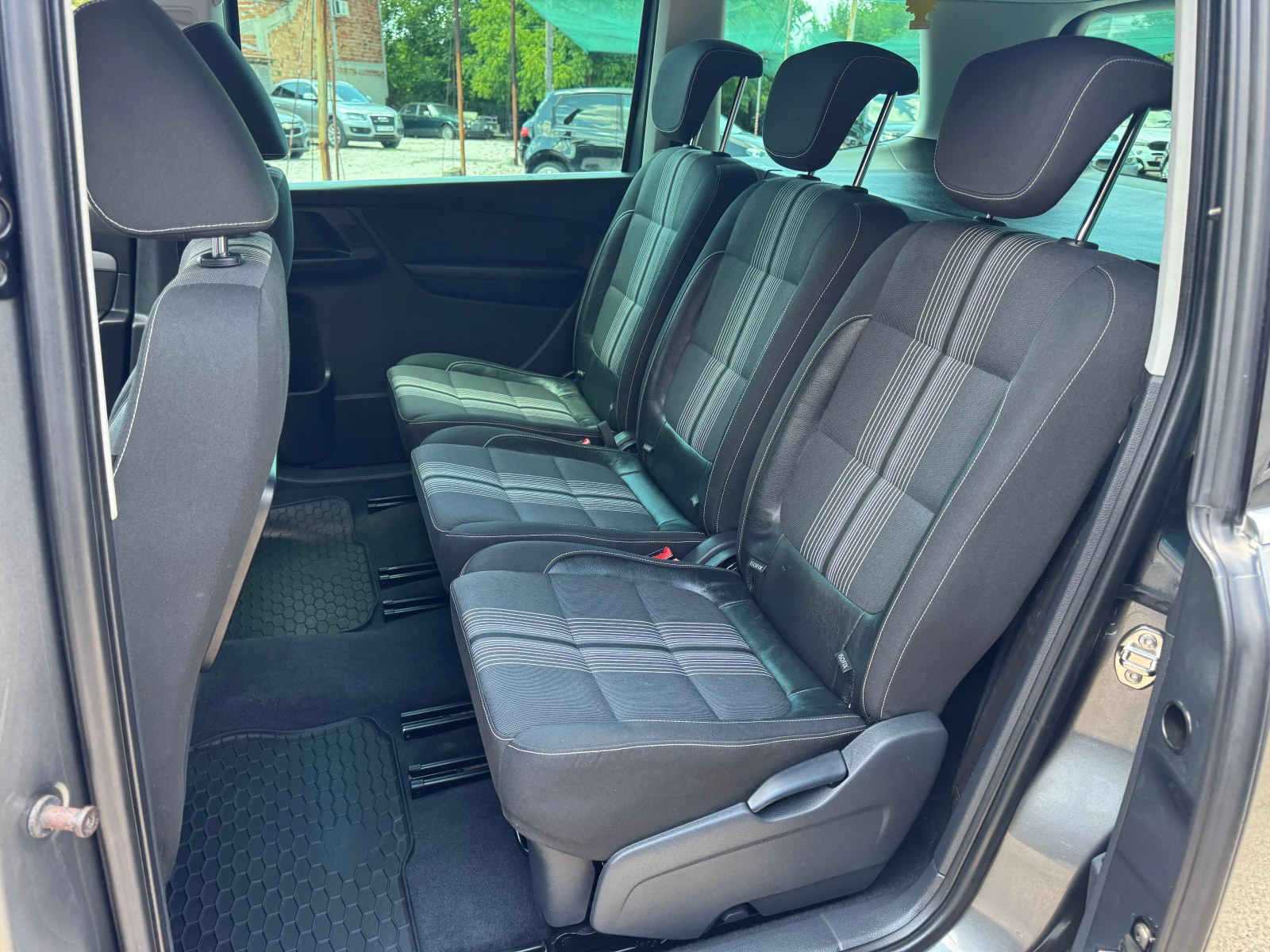 VW Sharan 2.0TDI-MATCH, снимка 10 - Автомобили и джипове - 55302881