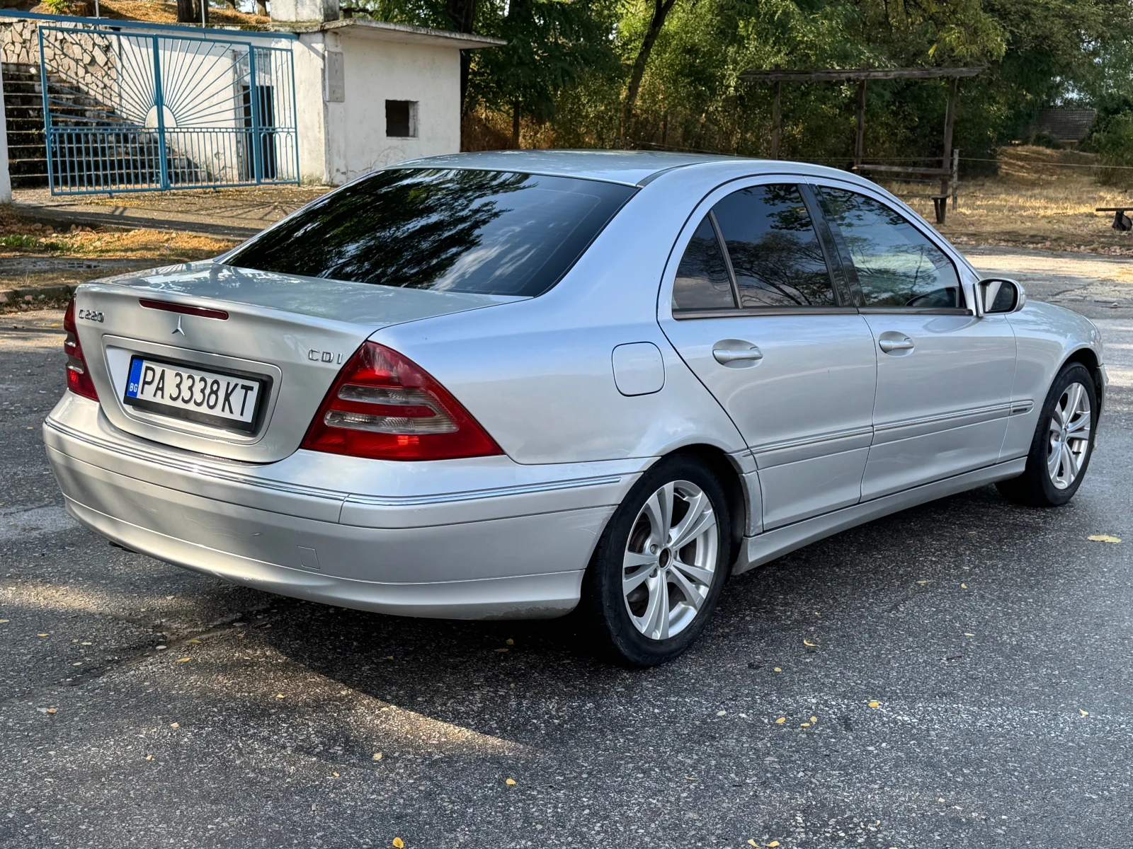Mercedes-Benz C 220 2.2CDI/Avantgarde/, снимка 4 - Автомобили и джипове - 55804110