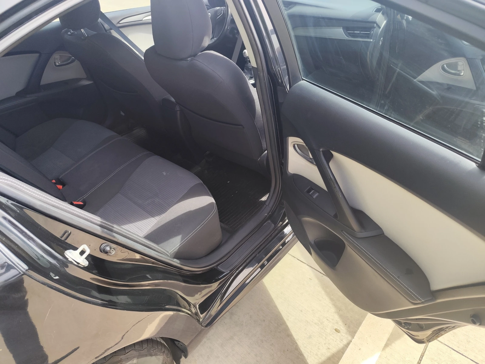 Toyota Avensis 2ww, снимка 5 - Автомобили и джипове - 56083152