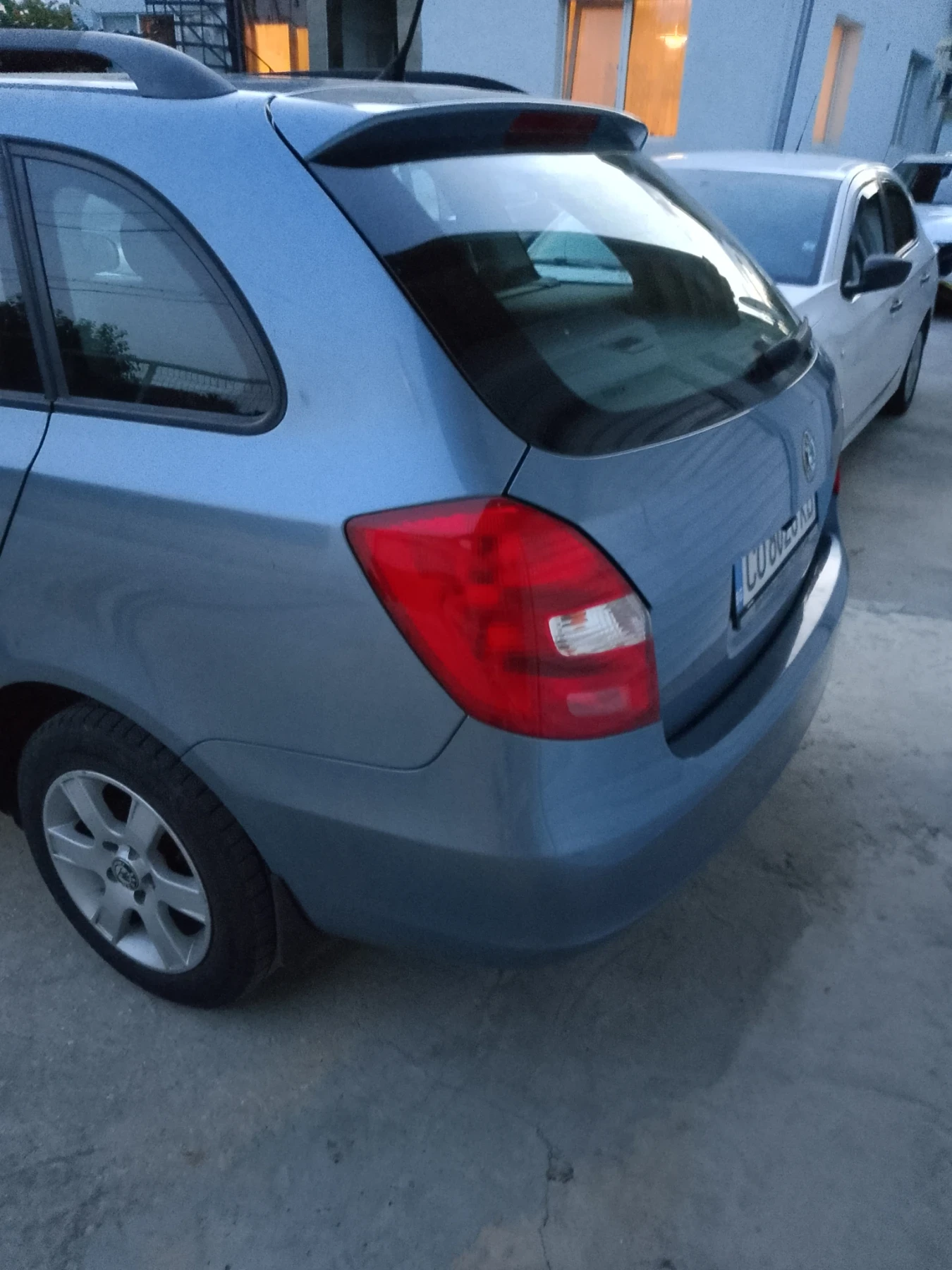 Skoda Fabia 1.6, снимка 5 - Автомобили и джипове - 56144415