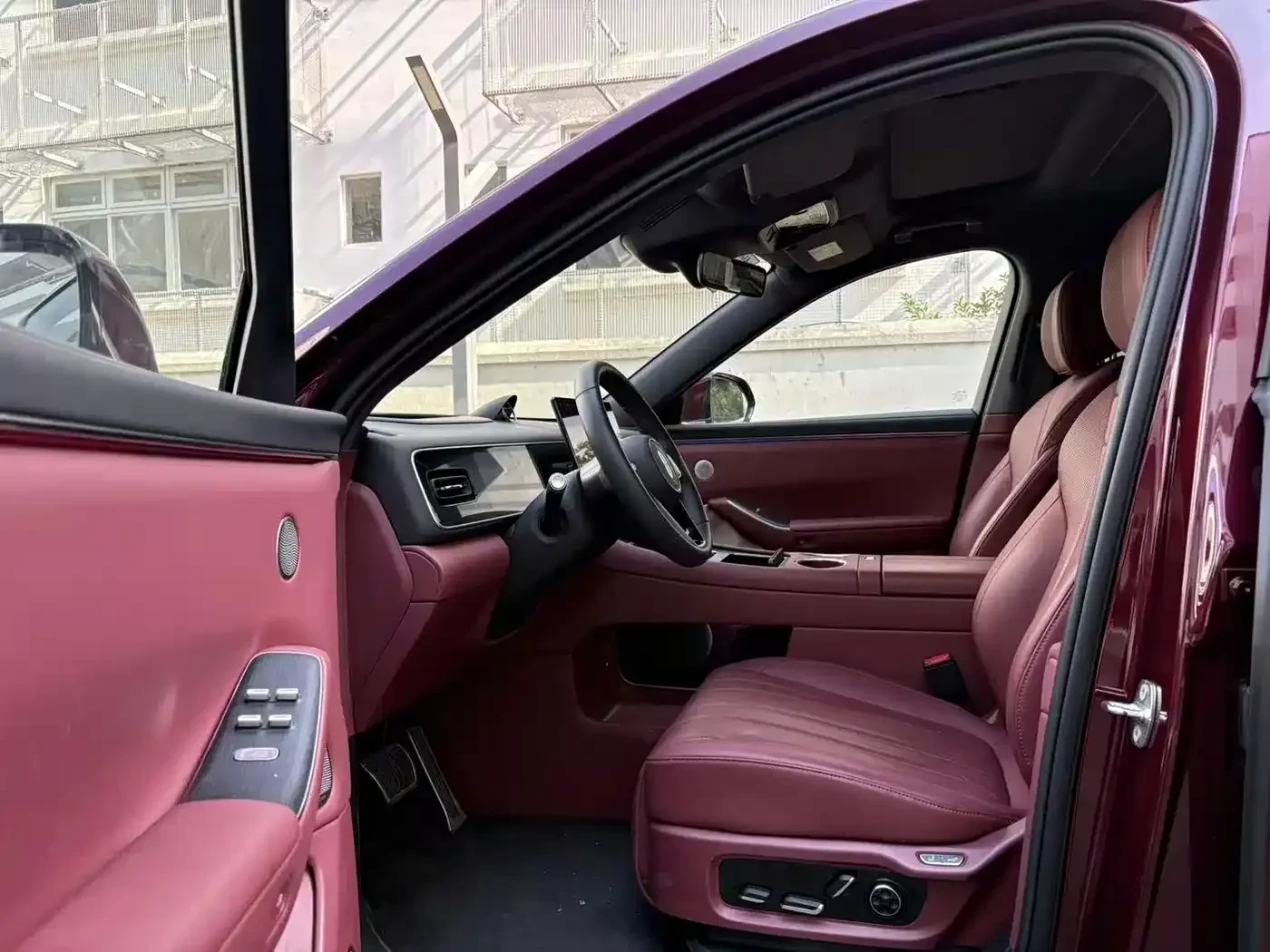 AITO 7 Extended Range Pro+ 6-Seater AWD, снимка 3 - Автомобили и джипове - 56624438
