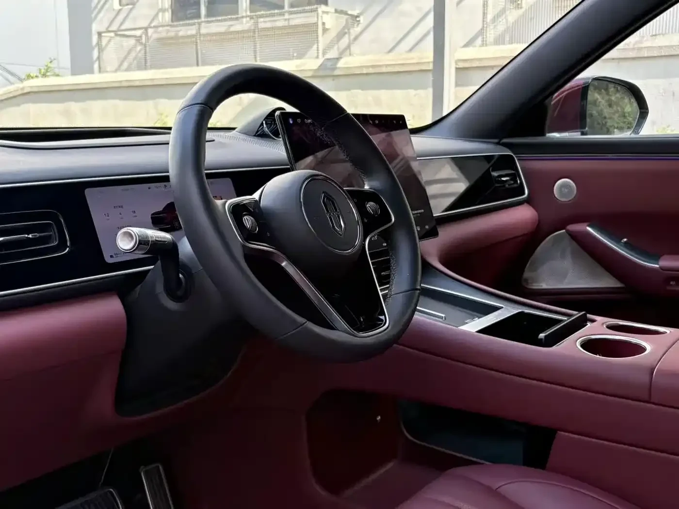 AITO 7 Extended Range Pro+ 6-Seater AWD, снимка 7 - Автомобили и джипове - 56624438