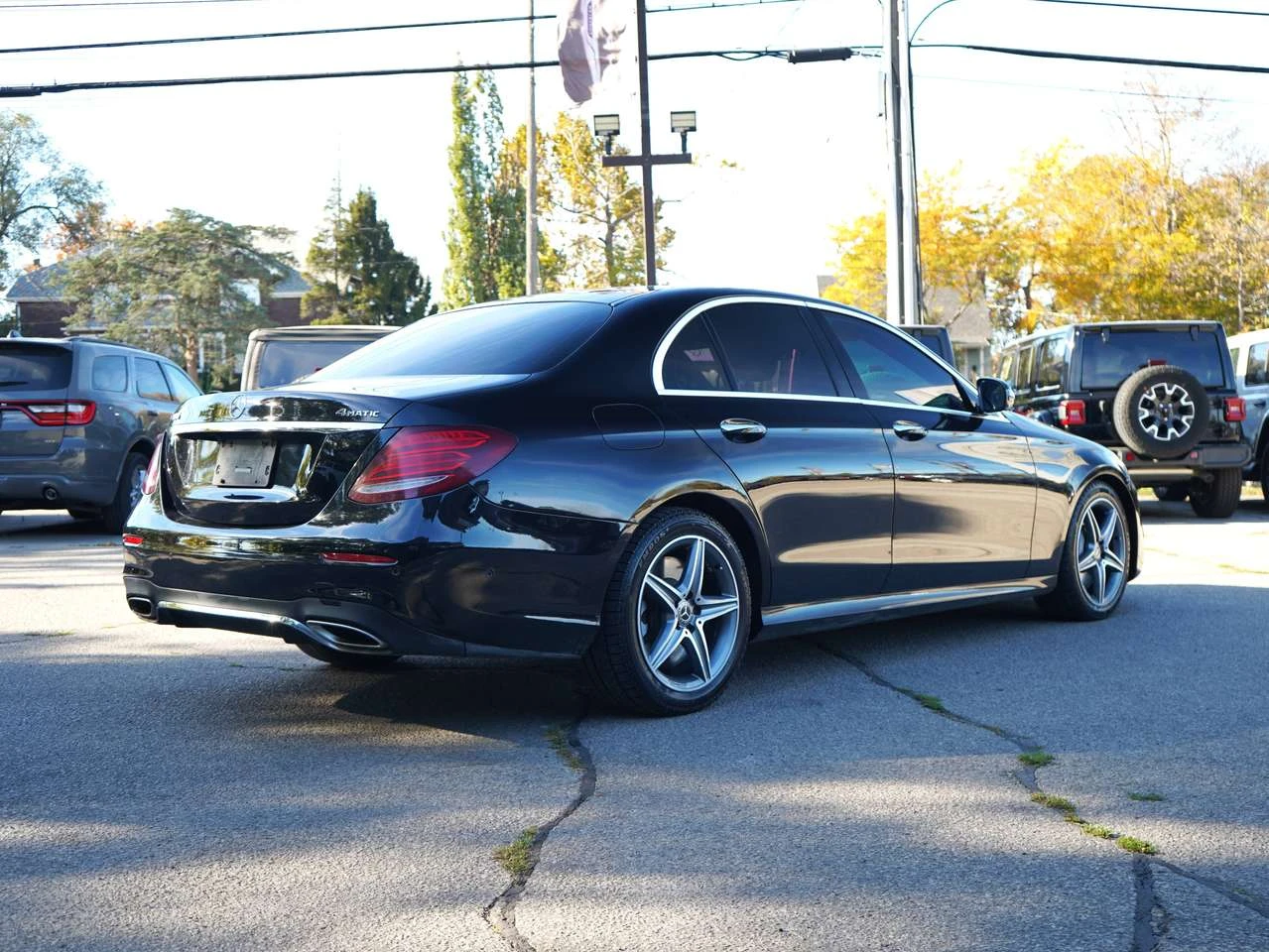 Mercedes-Benz E 400 4 MATIC, снимка 8 - Автомобили и джипове - 56723255
