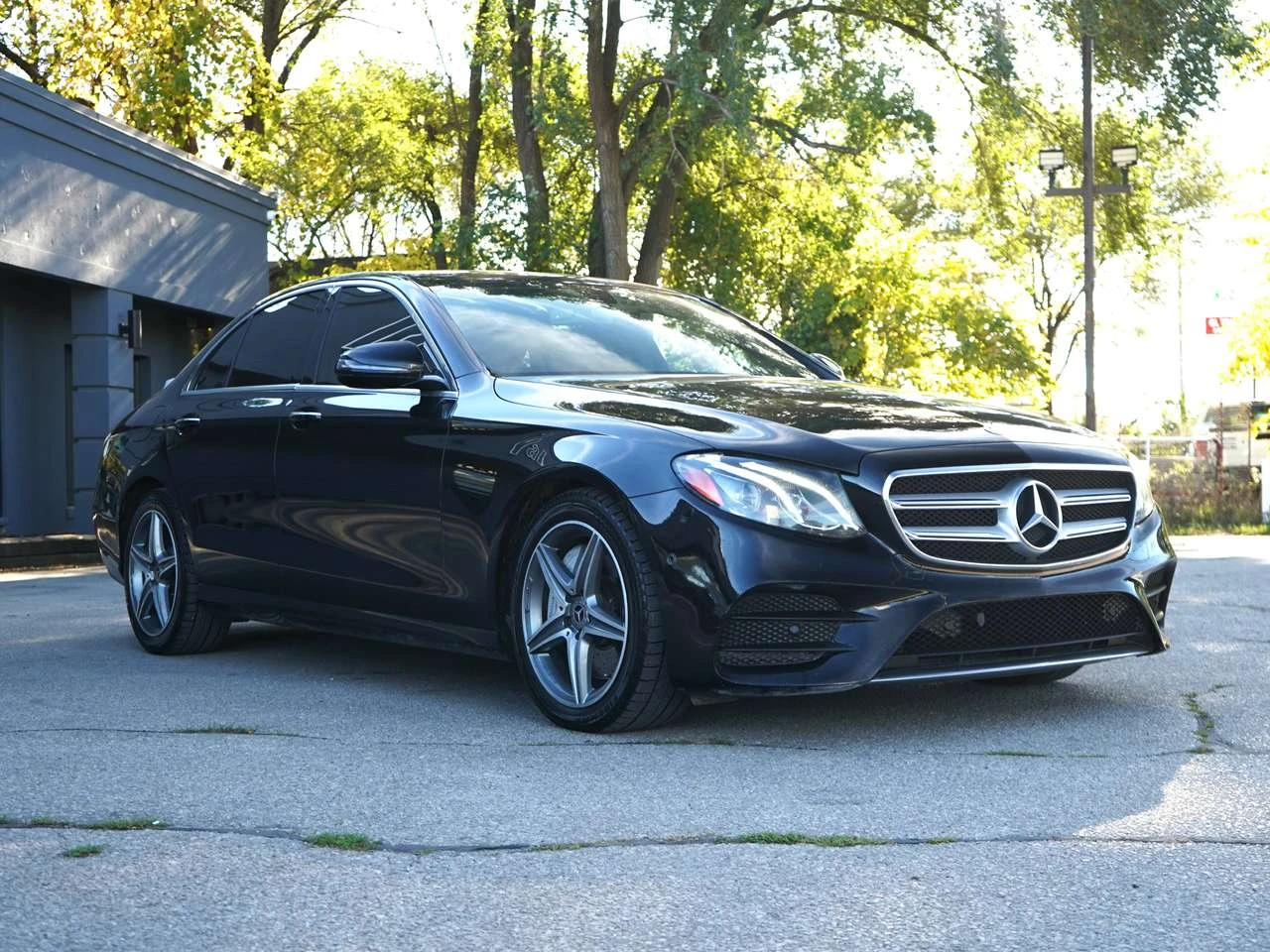 Mercedes-Benz E 400 4 MATIC, снимка 5 - Автомобили и джипове - 56723255