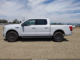 Ford F150 Lightning Flash 4WD, снимка 8