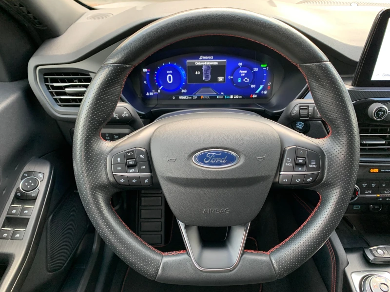 Ford Kuga 2.5 PHEV-ST line-X B&O, снимка 9 - Автомобили и джипове - 51045198