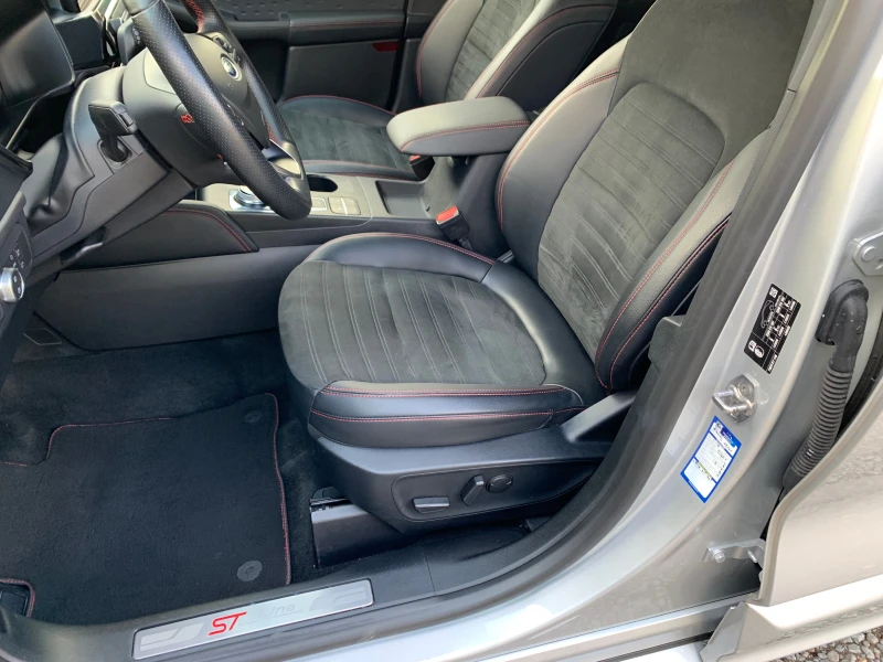 Ford Kuga 2.5 PHEV-ST line-X B&O, снимка 10 - Автомобили и джипове - 51045198