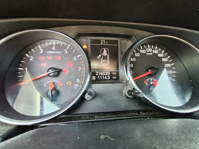 Nissan Qashqai Facelift, снимка 10 - Автомобили и джипове - 52447693