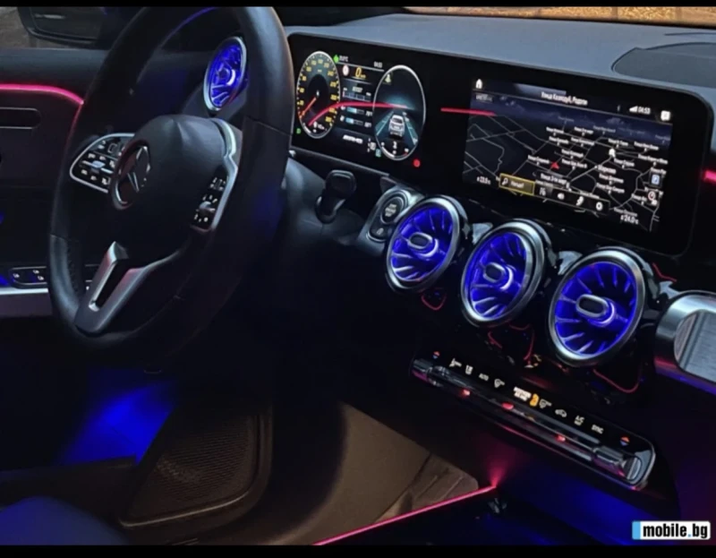 Mercedes-Benz GLB 250 AMG package, снимка 5 - Автомобили и джипове - 52827523