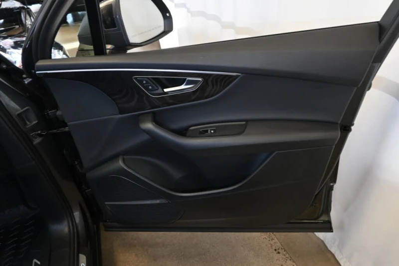 Audi Q7 2021* TECHNIK* MATRIX* DISTRONIK* HEAD-UP* B&O* PA, снимка 17 - Автомобили и джипове - 52586342