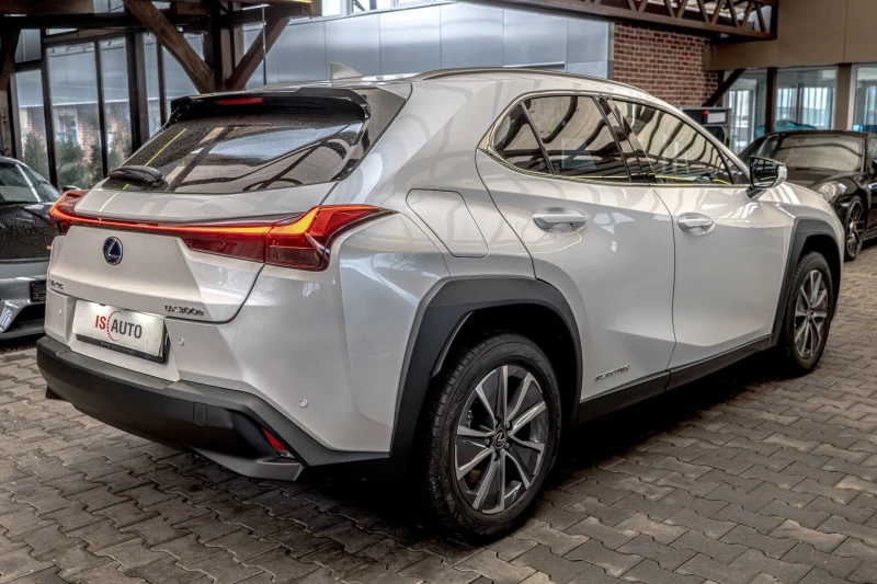 Lexus UX 300e Distronik/Lane Assist/Обдухване/Камера/Подгрев, снимка 6 - Автомобили и джипове - 53065559