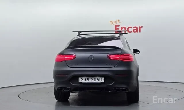 Mercedes-Benz GLC 220 D | COUPE | 360 CAMERA | ПАНОРАМА | ASSISTANT PKG , снимка 4 - Автомобили и джипове - 55605885