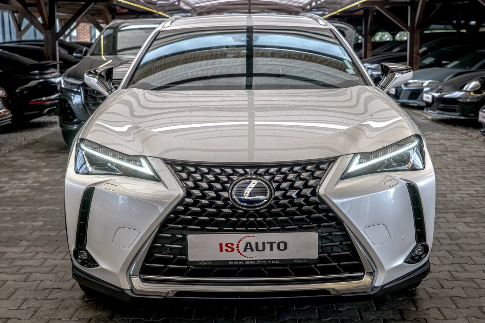 Lexus UX 300e Distronik/Lane Assist/Обдухване/Камера/Подгрев, снимка 1