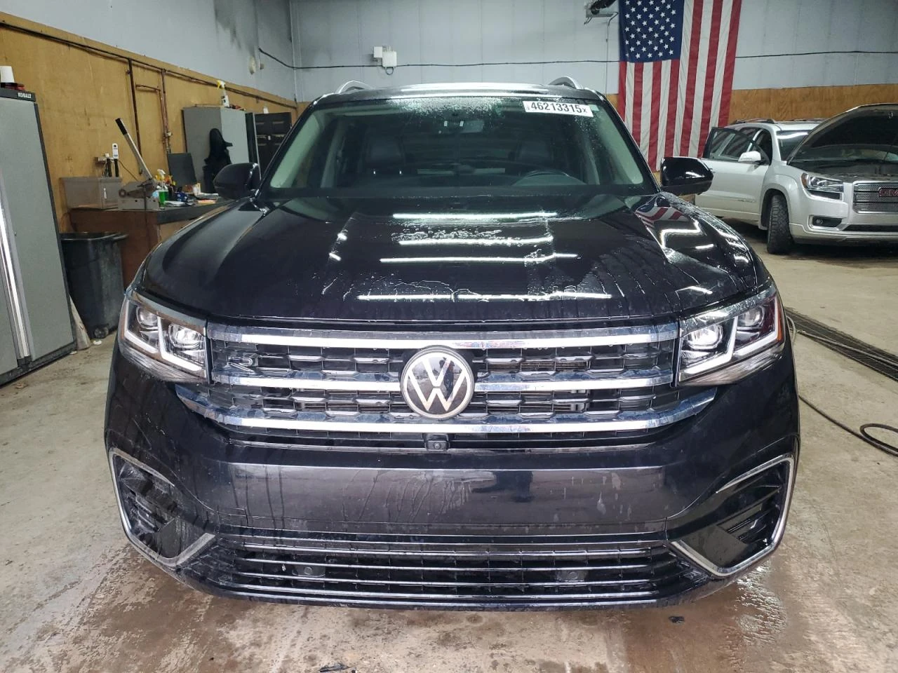 VW Atlas SEL PREMIUM R-LINE - изображение 3