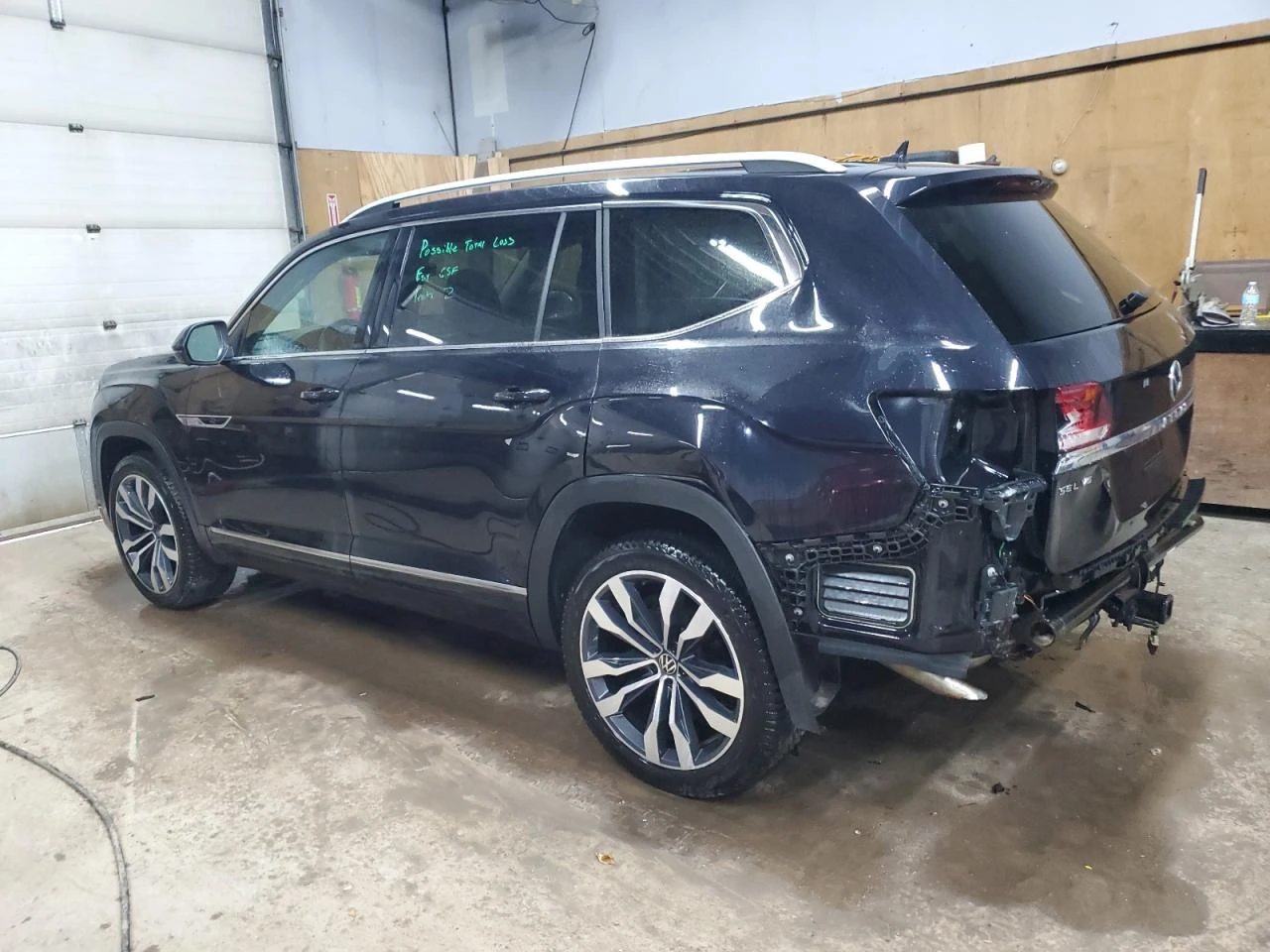 VW Atlas SEL PREMIUM R-LINE - изображение 4