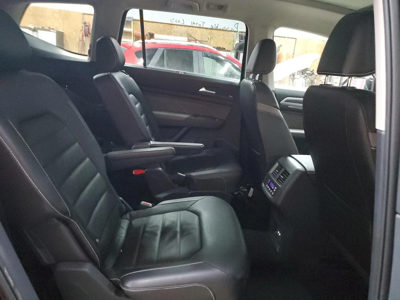 VW Atlas SEL PREMIUM R-LINE - изображение 10