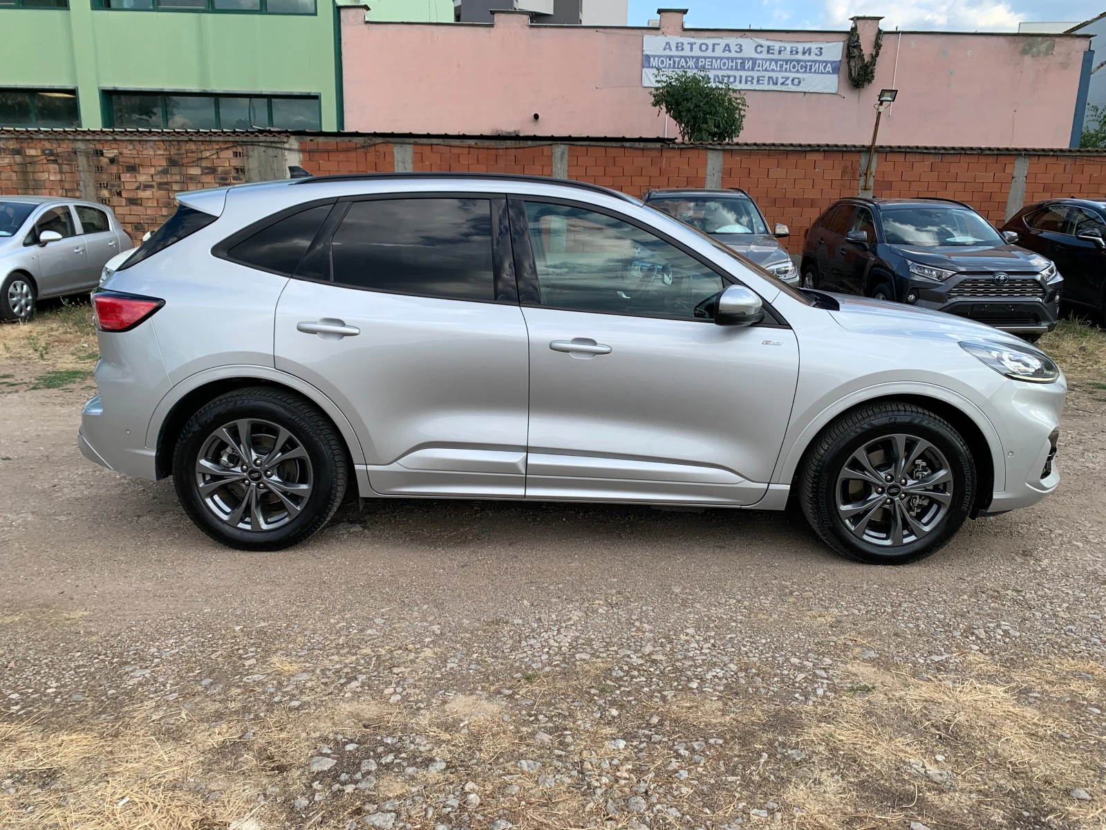 Ford Kuga 2.5 PHEV-ST line-X B&O - изображение 4