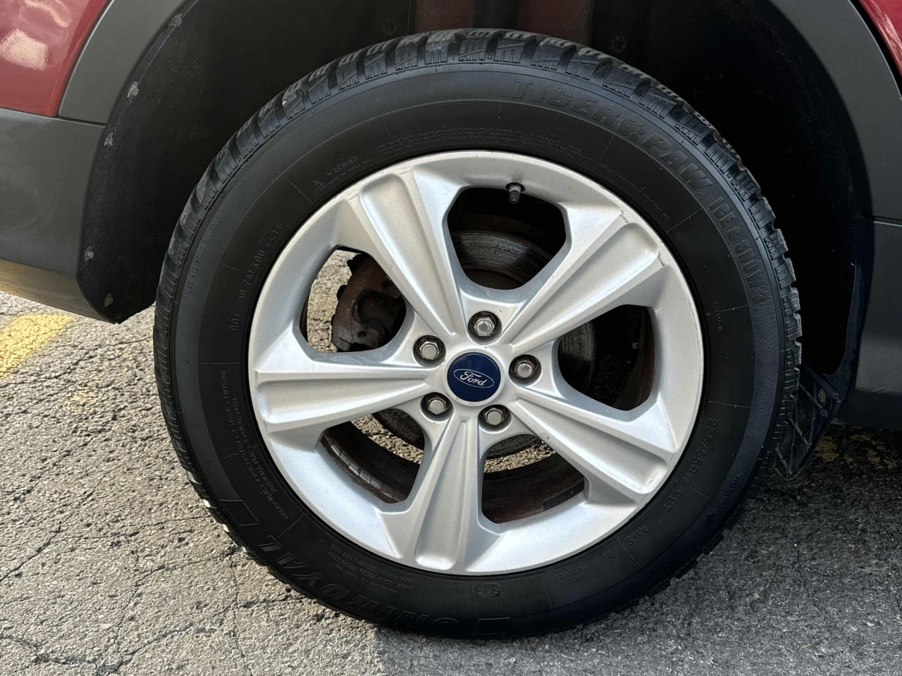 Ford Escape CARFAX* АВТОФИНАНСИРАНЕ* БЕЗ ПЪРВОНАЧАЛНА ВНОСКА*  - изображение 7
