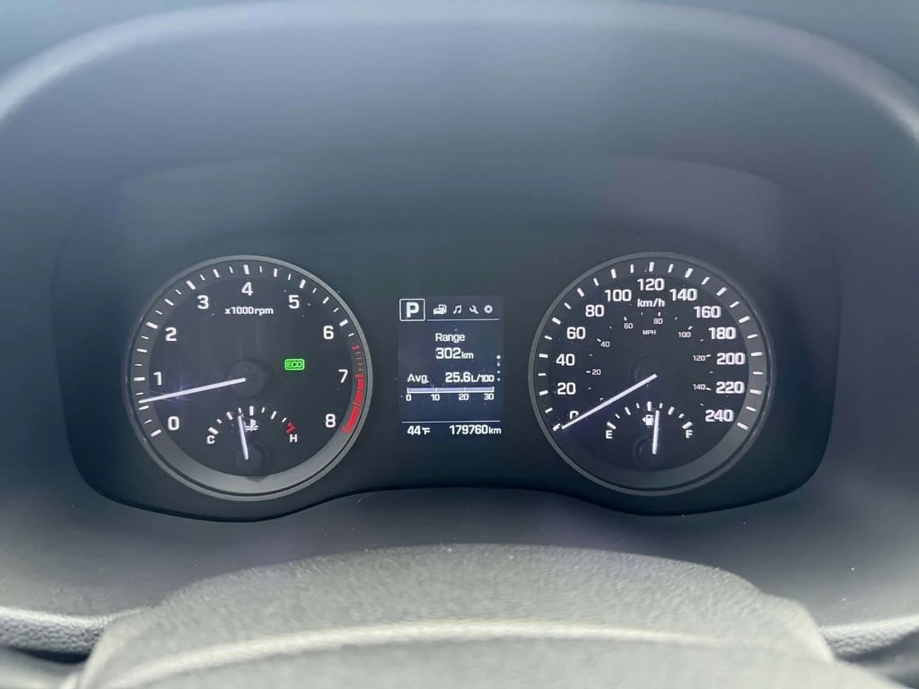 Hyundai Tucson * AWD* 2.0L * Premium* Camera | Mobile.bg � ����������� 11