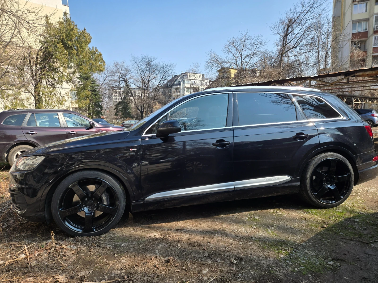Audi Q7 S Line.Всички екстри. Завиващ заден мост., снимка 17 - Автомобили и джипове - 53446161