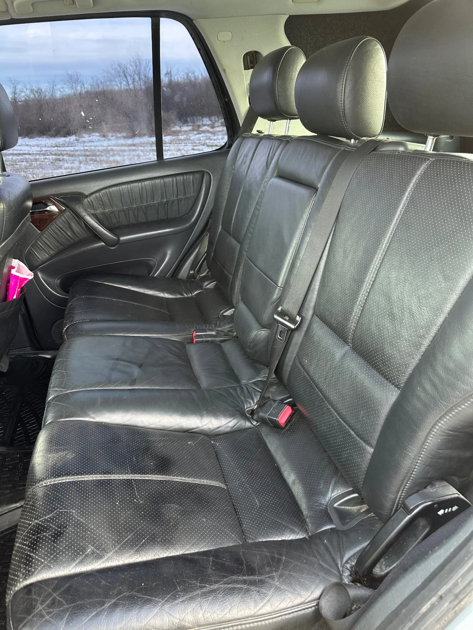 Mercedes-Benz ML 270 Като нова, снимка 8 - Автомобили и джипове - 53749550