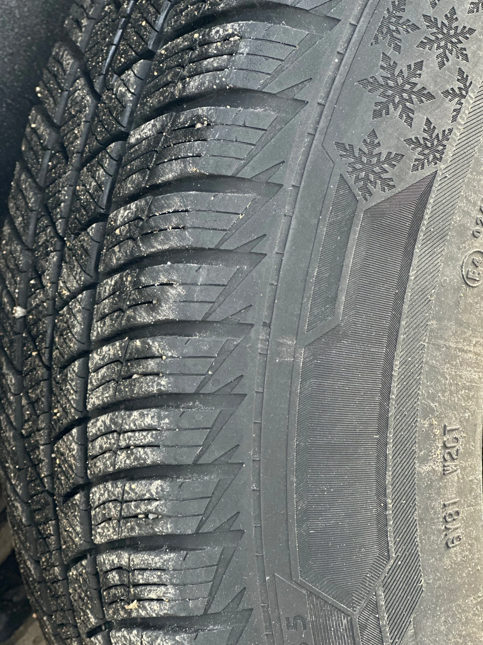 Mercedes-Benz ML 270 Като нова, снимка 11 - Автомобили и джипове - 53749550