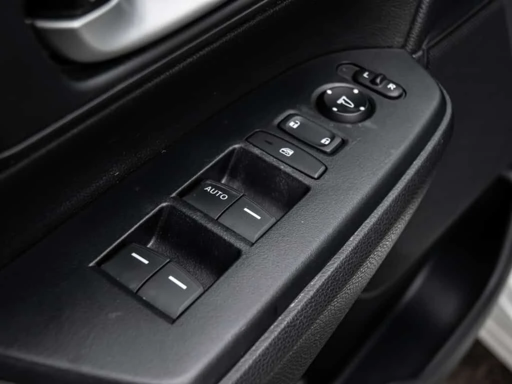 Honda Cr-v * LX| AWD| ACC| REMOTE START| LANEKEEP| BACKUP CAM, снимка 11 - Автомобили и джипове - 53787429