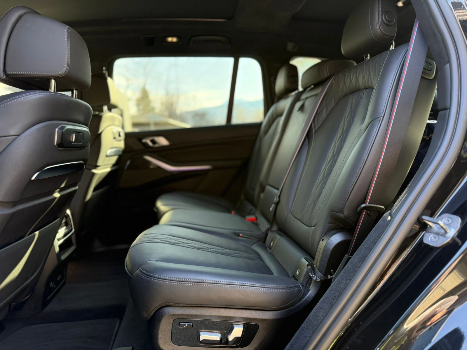 BMW X7 40D/XDRIVE, снимка 14 - Автомобили и джипове - 53797441