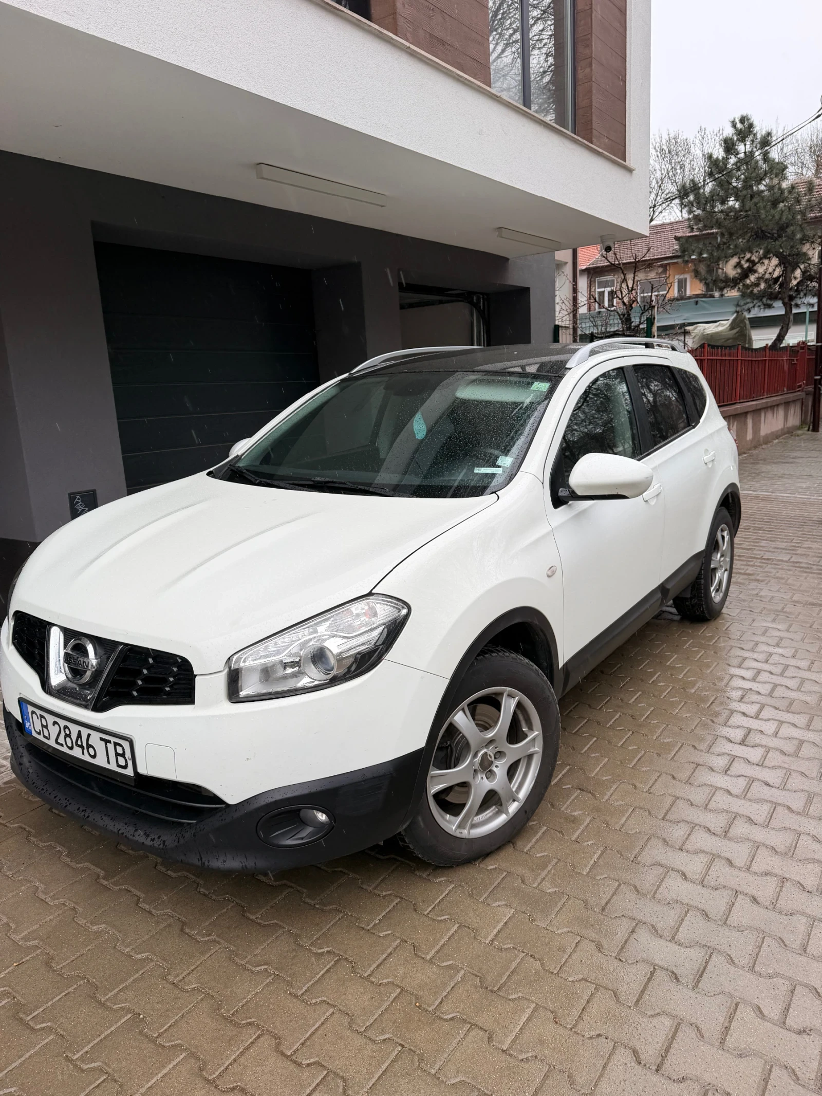 Nissan Qashqai, снимка 4 - Автомобили и джипове - 54636994