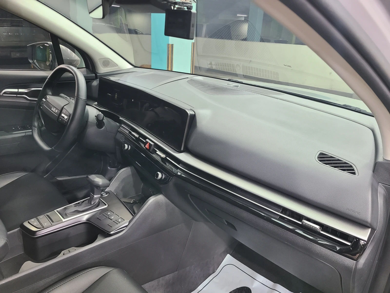 Kia Sportage ОЧАКВАН ВНОС, ГАЗ, ЕДИНСТВЕНА В БГ, камера, ПОДГРЯ, снимка 13 - Автомобили и джипове - 54400154