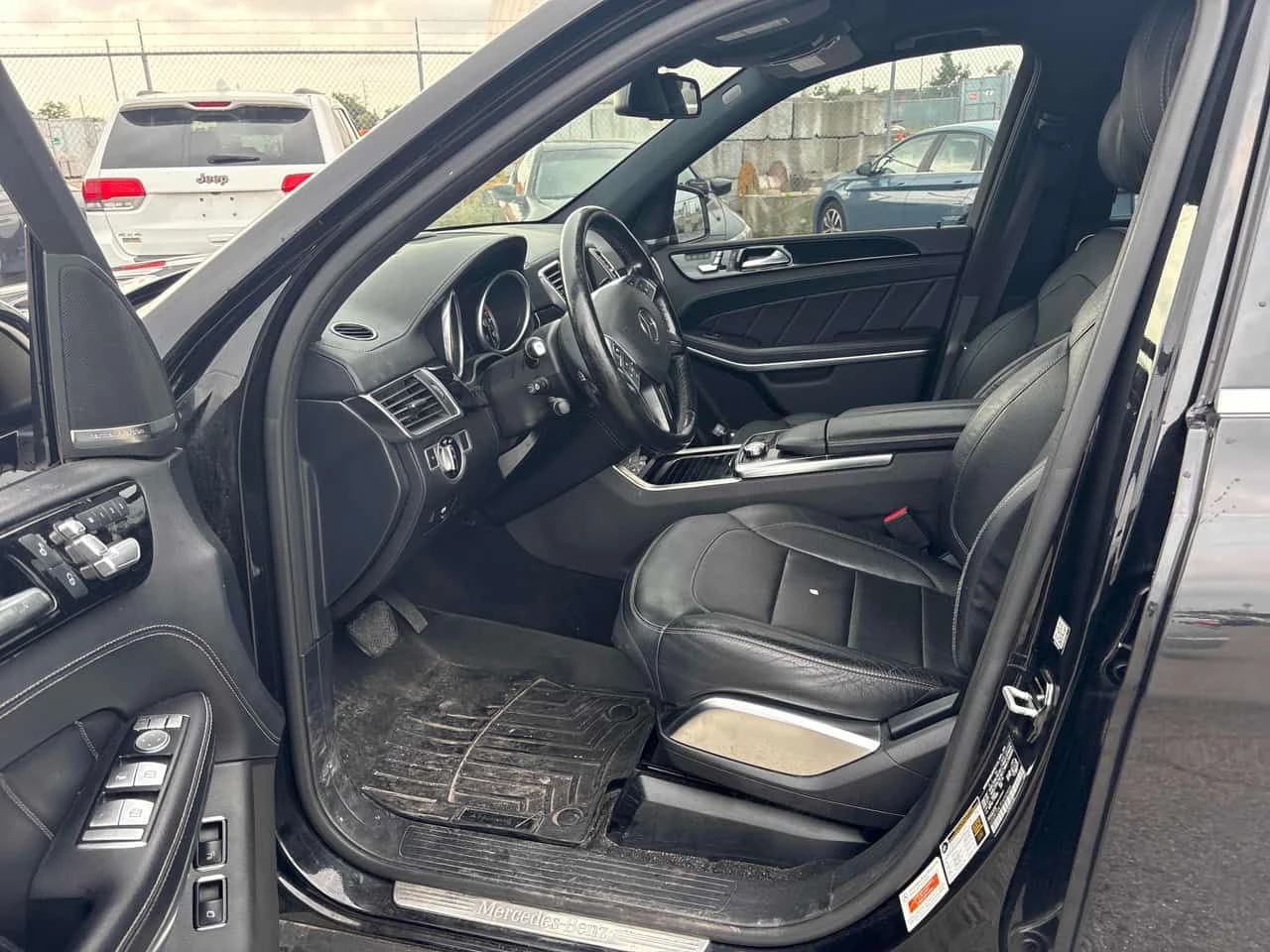 Mercedes-Benz GL 550 | АВТОКРЕДИТ БЕЗ ПЪРВОНАЧАЛНА ВНОСКА | , снимка 17 - Автомобили и джипове - 55451507