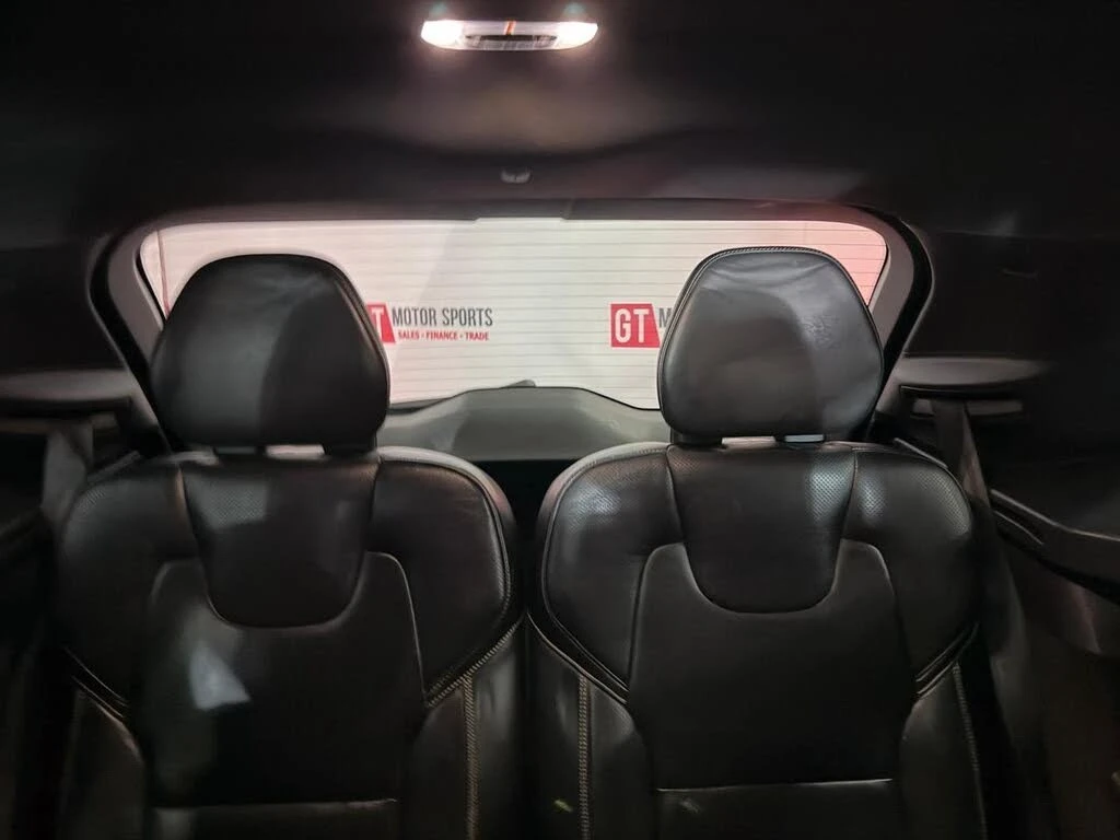 Volvo Xc90 T6 R-DESIGN* 4x4* HUD* DISTRONIC* PANO* 7 МЕСТА, снимка 7 - Автомобили и джипове - 55465214