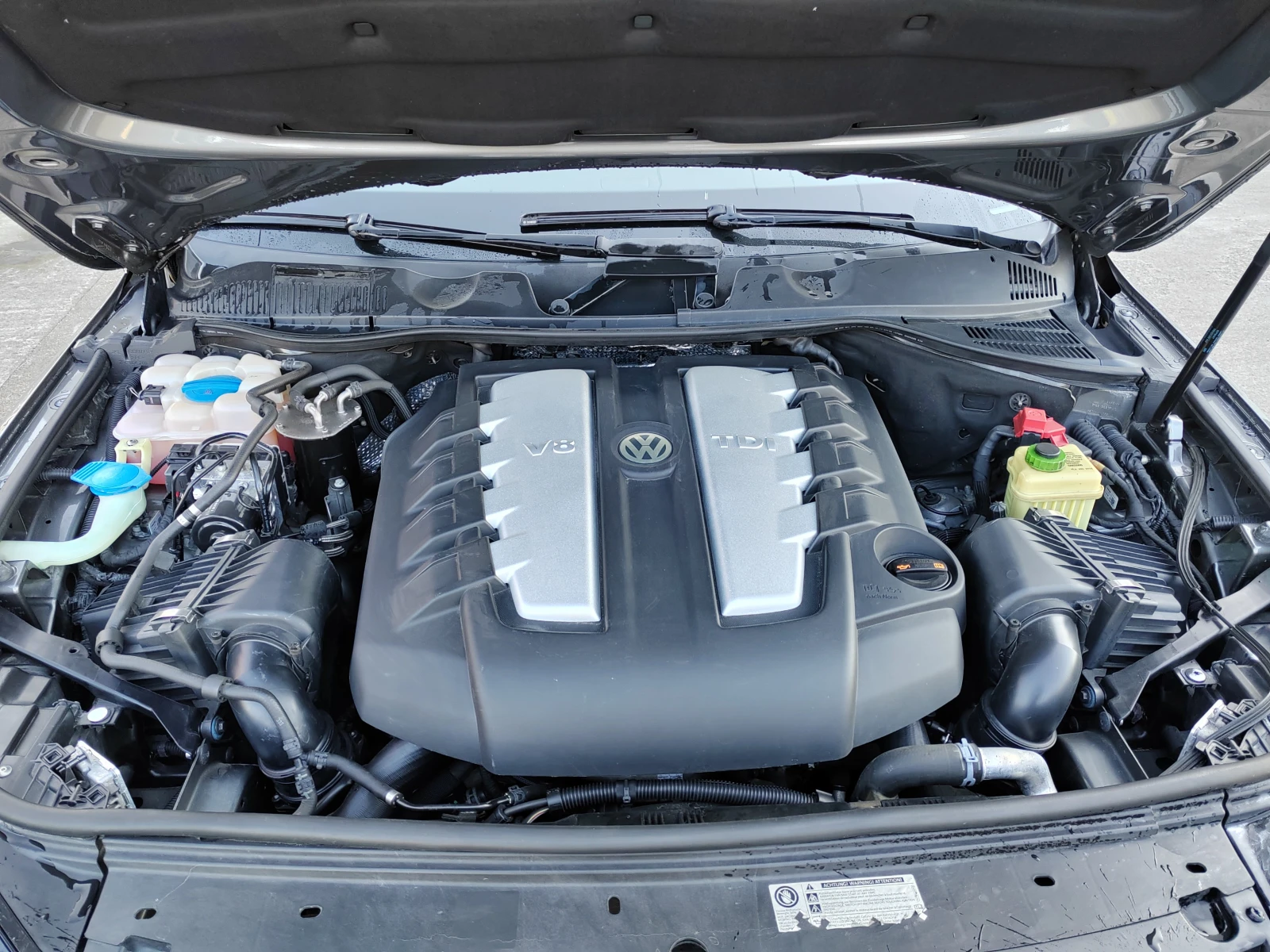 VW Touareg, снимка 9 - Автомобили и джипове - 55998505