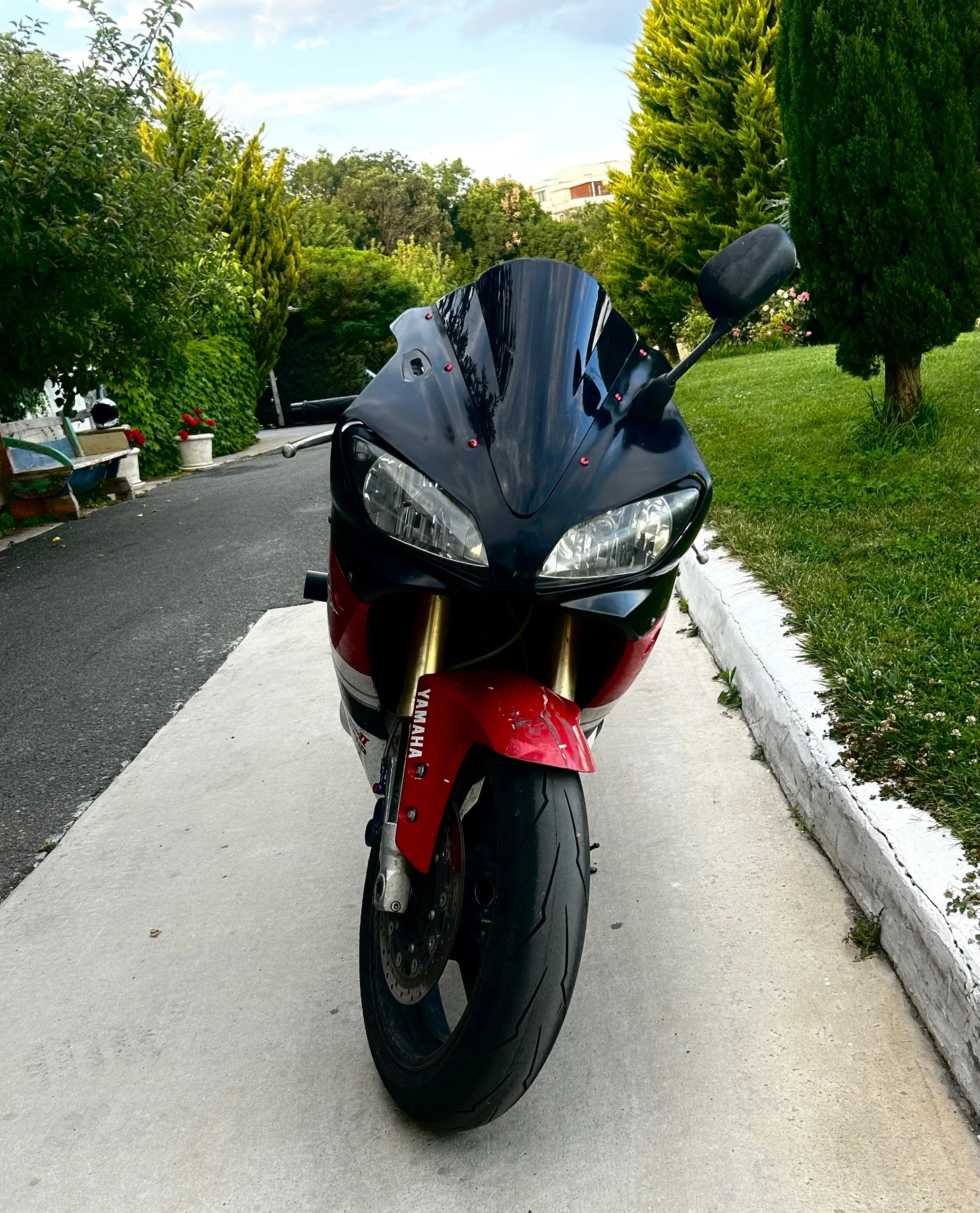 Yamaha YZF-R1  - изображение 4