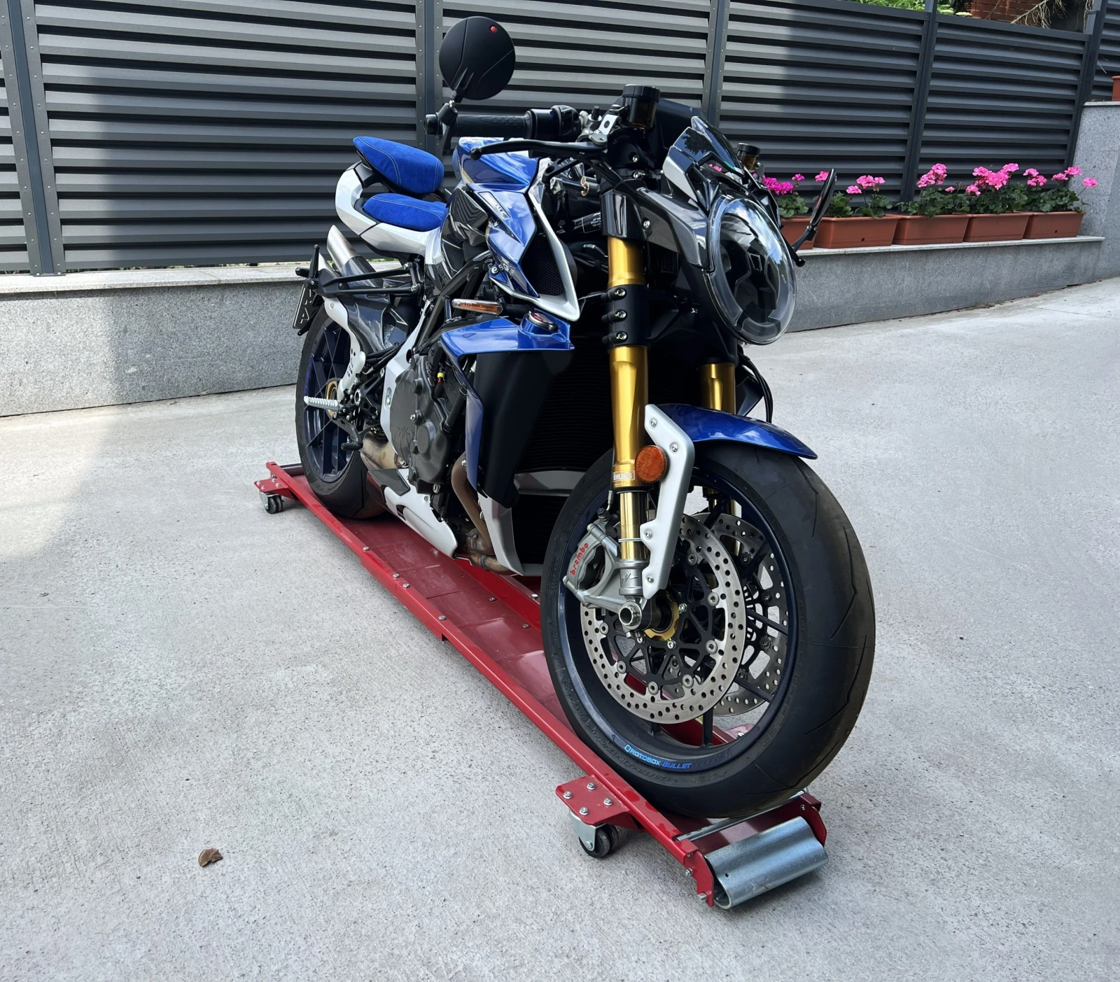 MV Agusta Brutale 1000 RR ASSEN/ LIMITED EDITION /                   | Mobile.bg � ����������� 3