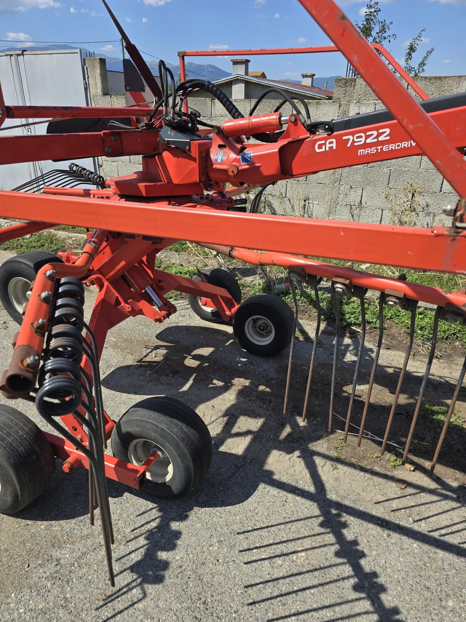 Сенообръщачка KUHN Ga7922 - изображение 7