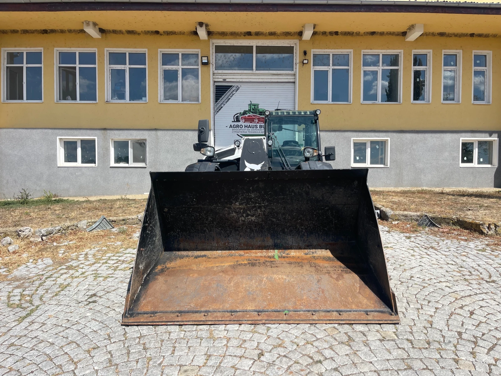 Телескопичен товарач Bobcat 30.60 AGRI ЛИЗИНГ - изображение 2
